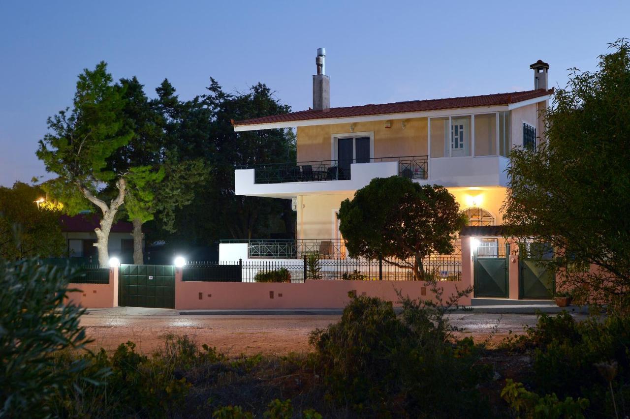 Domelia'S Luxury Apartments Near Airport & Beach Ártemida Kültér fotó