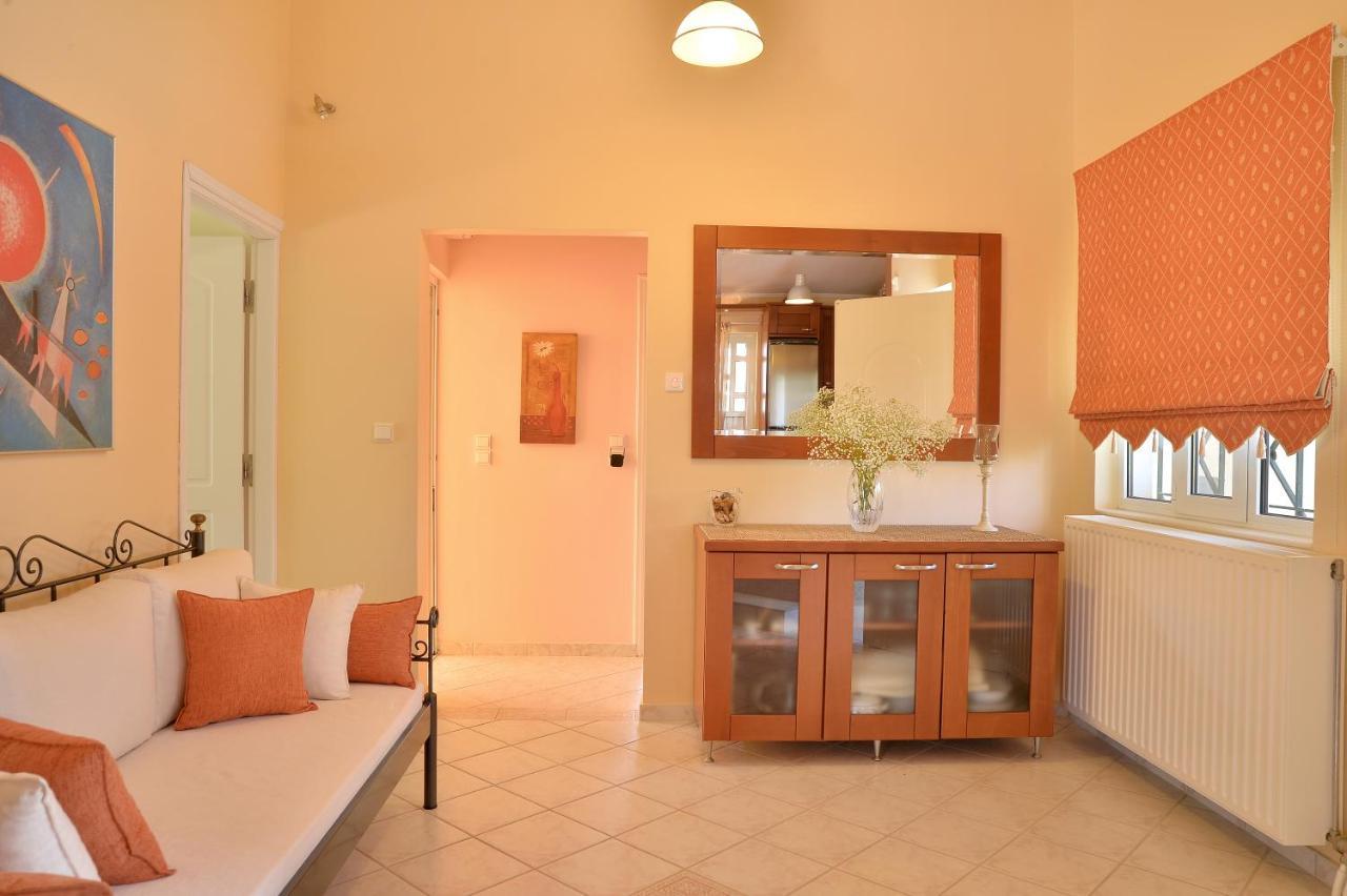 Domelia'S Luxury Apartments Near Airport & Beach Ártemida Kültér fotó