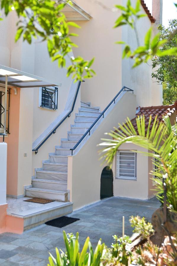 Domelia'S Luxury Apartments Near Airport & Beach Ártemida Kültér fotó