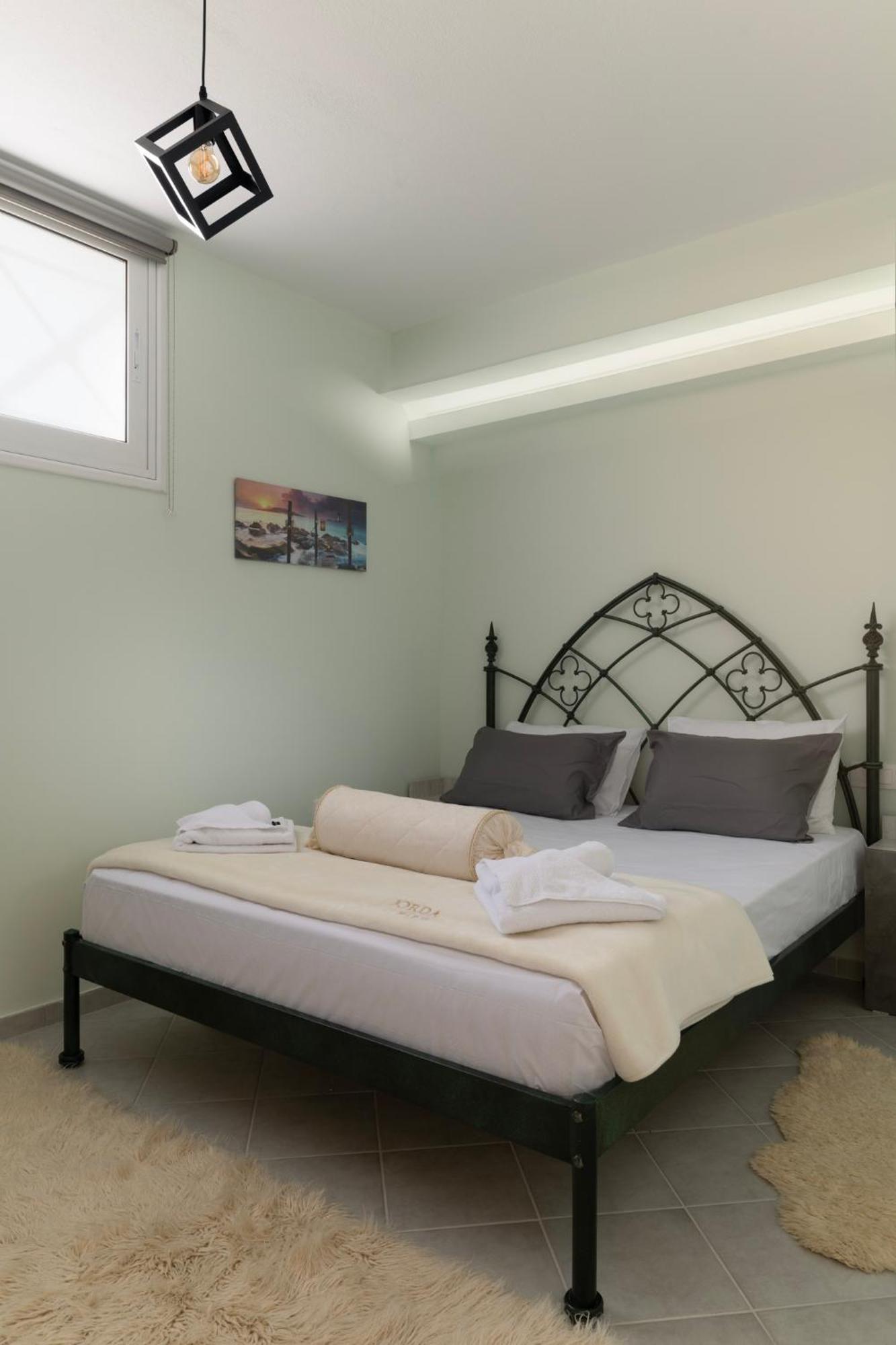 Domelia'S Luxury Apartments Near Airport & Beach Ártemida Kültér fotó